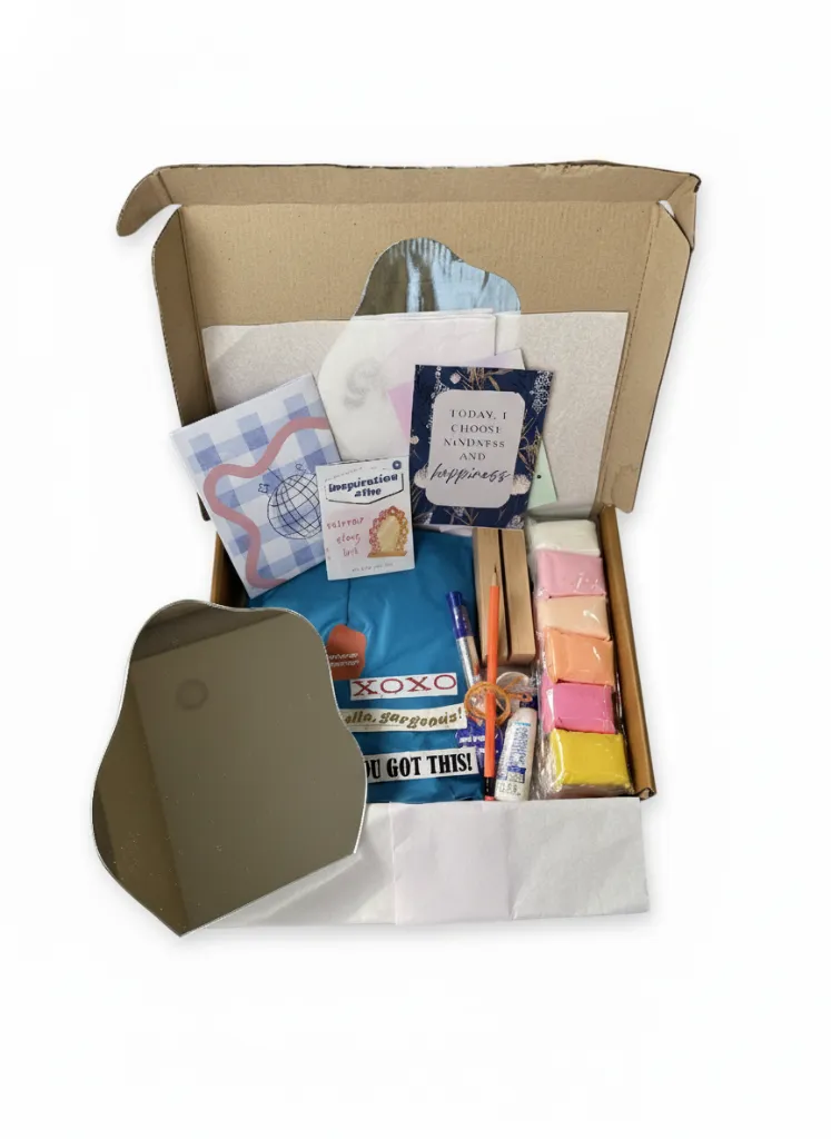 Gemini_clean mirror clay materials.webp